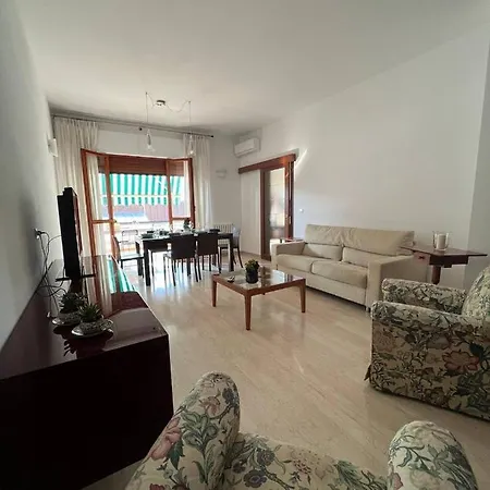 شقة A Casa Di Nonna